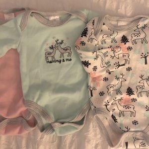 3 pack Long Sleeve Bodysuits 0-3months